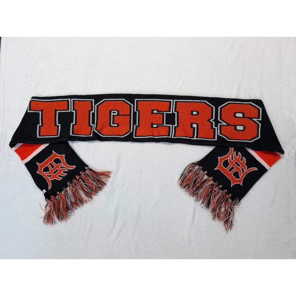 Detroit Tigers Breakaway Knit Scarf Navy 47 Brand MLB Gear Adult 7